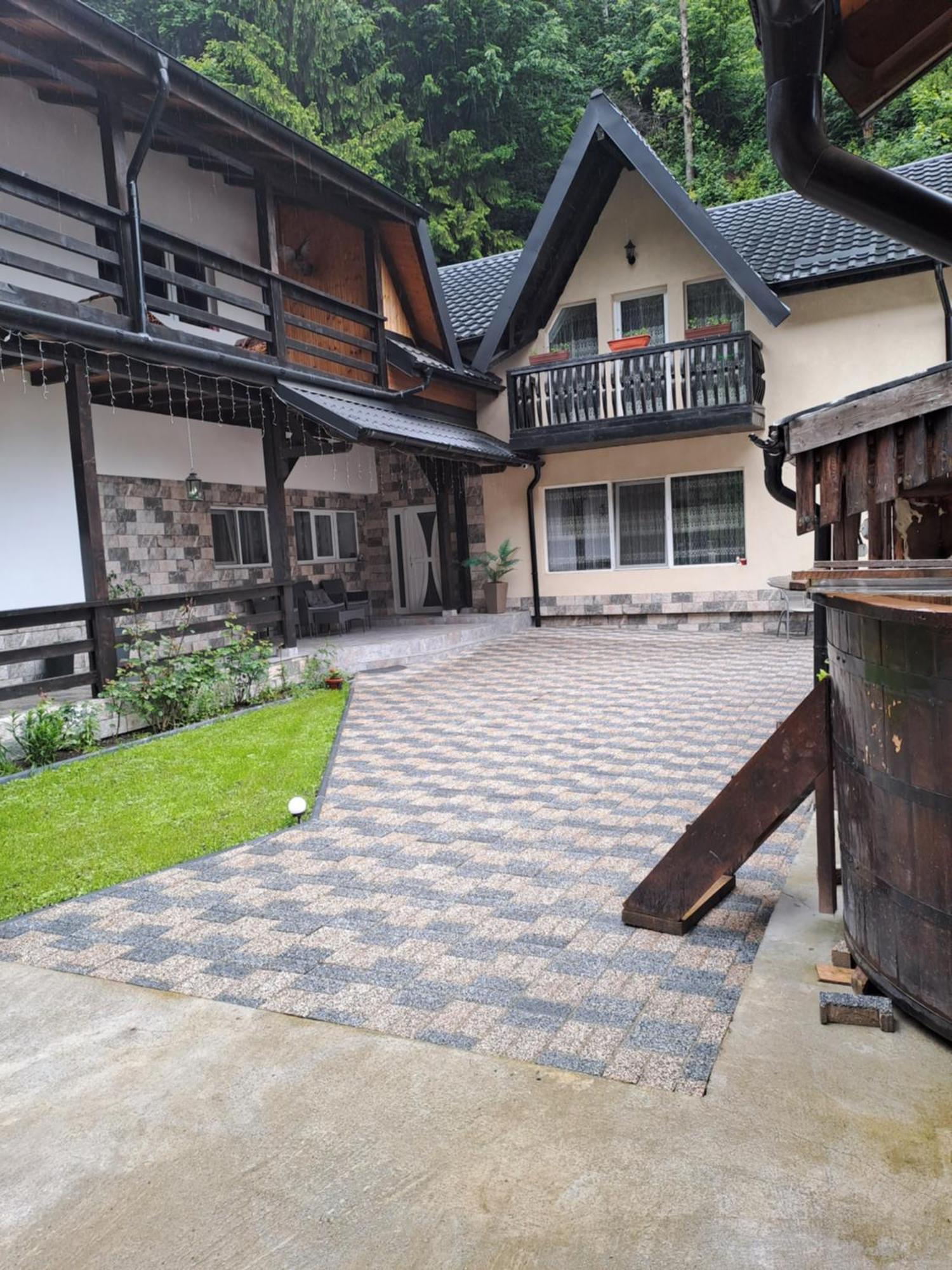 Casa Raul Villa Rucar  Exterior photo